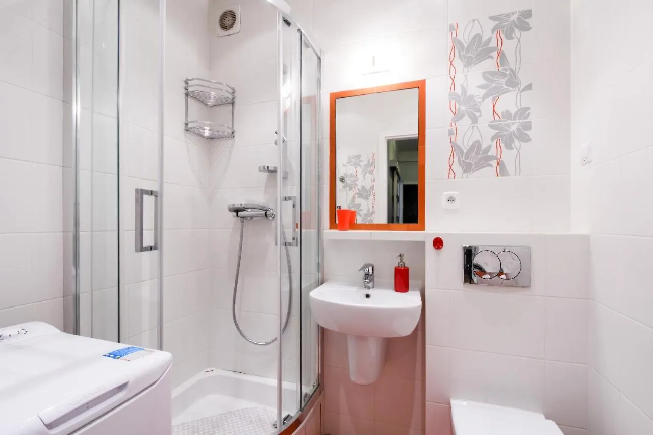 Metro Plac Wilsona Apartment ワルシャワ ポーランド