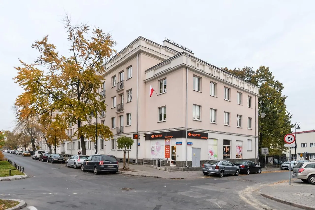 Metro Plac Wilsona Apartment ワルシャワ ポーランド