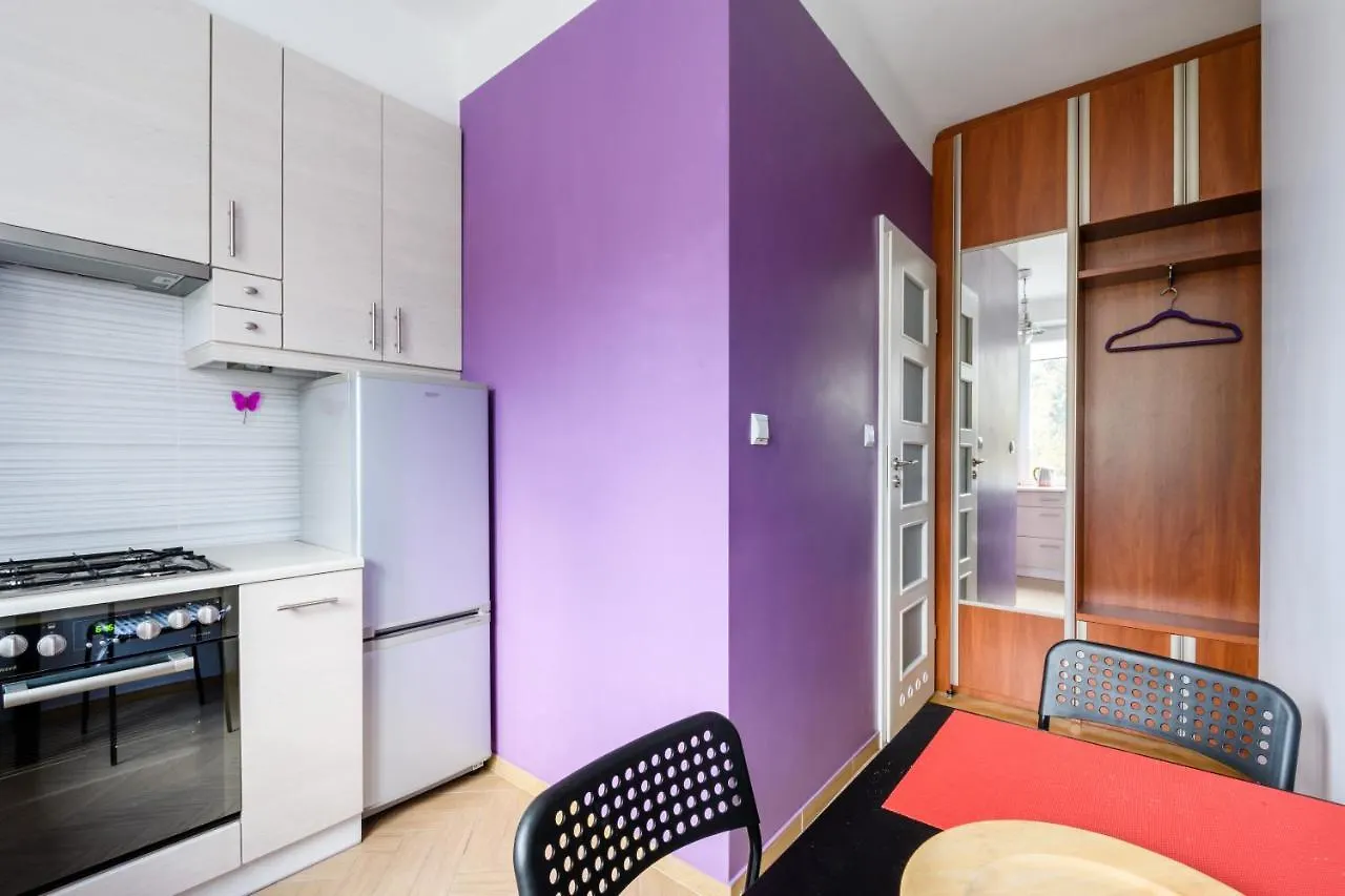 Metro Plac Wilsona Apartment ワルシャワ 0*,  ポーランド