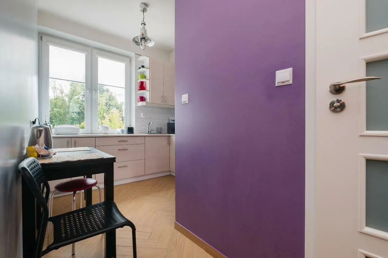 Metro Plac Wilsona Apartment ワルシャワ ポーランド